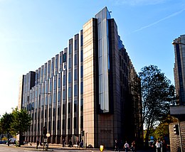 London School of Business and Finance